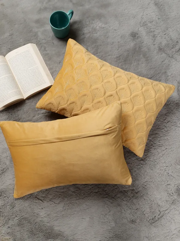 Elegant_Feather_Design_Rectangular_Velvet_Cushion_Covers,_Pack_of_5_Piece_(12x18_inch.)_Yellow_Color
