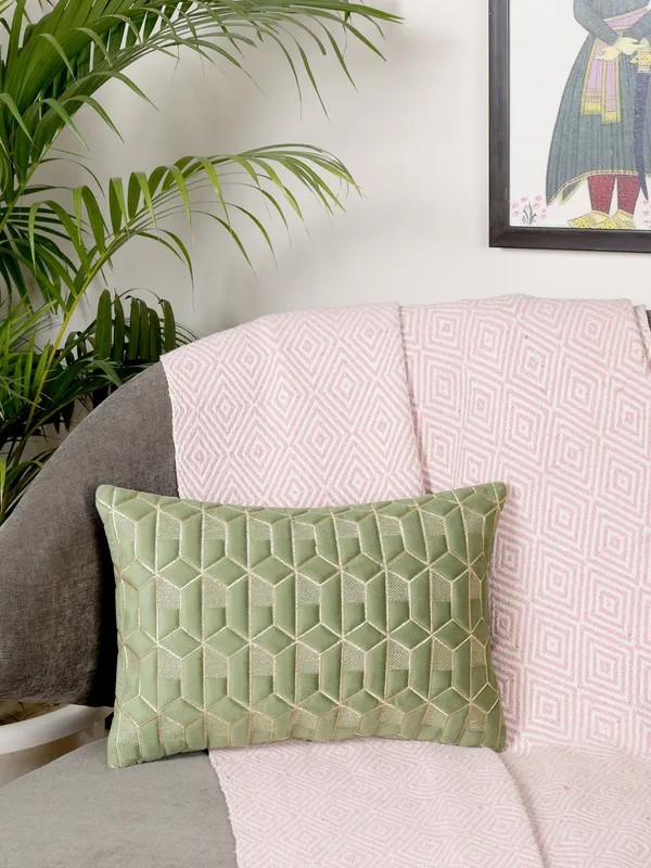Attractive_Hexa_Design_Rectangular_Velvet_Cushion_Covers,_Pack_of_1_Piece_(12x18_inch.)_Green_Color