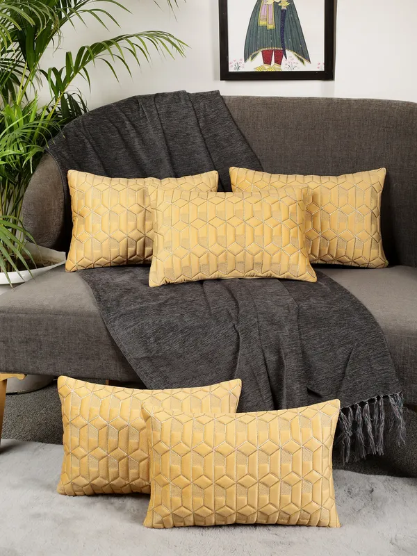 Attractive_Hexa_Design_Rectangular_Velvet_Cushion_Covers,_Pack_of_5_Piece_(12x18_inch.)_Yellow_Color