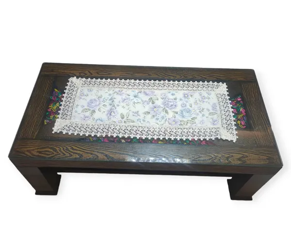 Elegant_Jute_Floral_Printed_Design_With_Lace_Border,_Center/Coffee_Table_Runner_(Size-33"_x_15"_Inches)