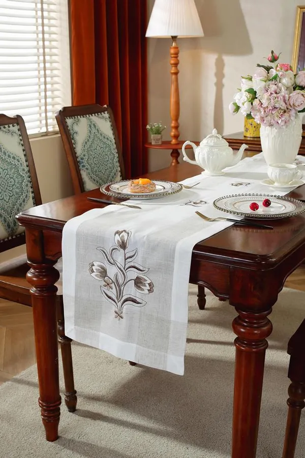 Beautiful_Linen_Tulip_Design_Rectangular_Center/Coffee_Table_Runner_(Size-33"_x_15"_Inches)