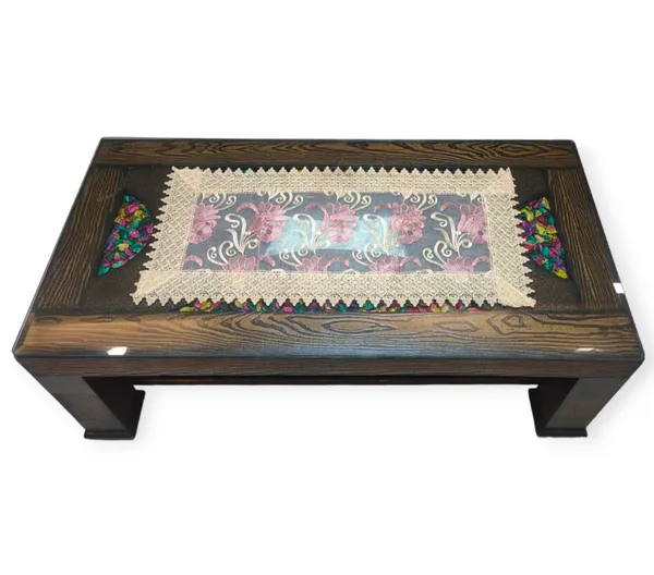 Beautiful_Tissue_Embroidery_Design_Center/Coffee_Table_Runner_(Size-33"_x_15"_Inches)