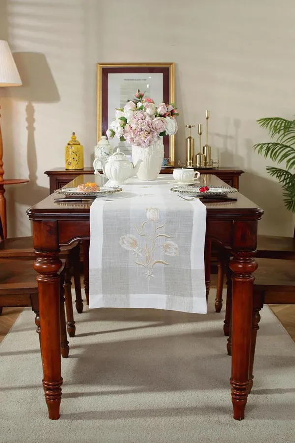 Beautiful_Linen_Tulip_Design_Rectangular_Dining_Table_Runner_(Size-70"_x_15"_Inches)