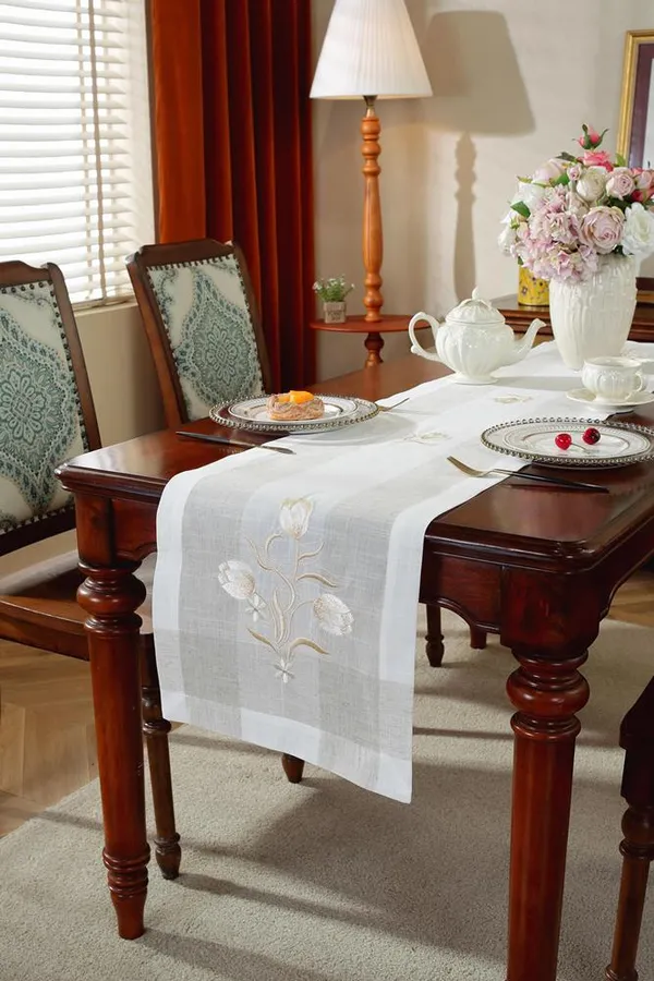 Beautiful_Linen_Tulip_Design_Rectangular_Dining_Table_Runner_(Size-70"_x_15"_Inches)