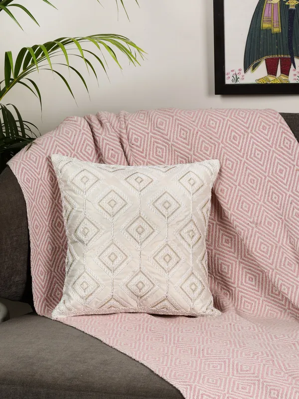Attractive_Threadwork_Box_Design_Satin_Cushion_Covers,_Pack_of_1_Piece_(16x16_inch.)_Cream_Color