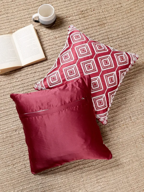 Attractive_Threadwork_Box_Design_Satin_Cushion_Covers,_Pack_of_2_Piece_(16x16_inch.)_Maroon_Color