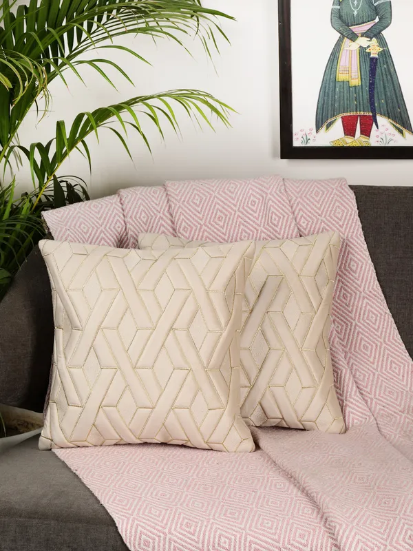 Decorative_Geaometric_EYE_Design_Velvet_Cushion_Covers,_Pack_of_2_Piece_(16x16_inch.)_Cream_Color