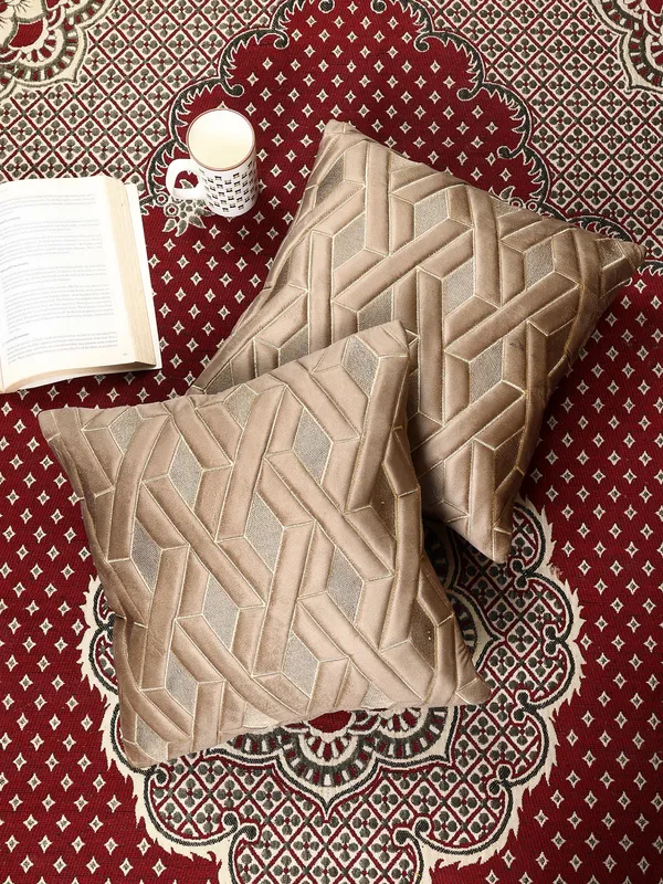 Decorative_Geaometric_EYE_Design_Velvet_Cushion_Covers,_Pack_of_5_Piece_(16x16_inch.)_Mouse_Color