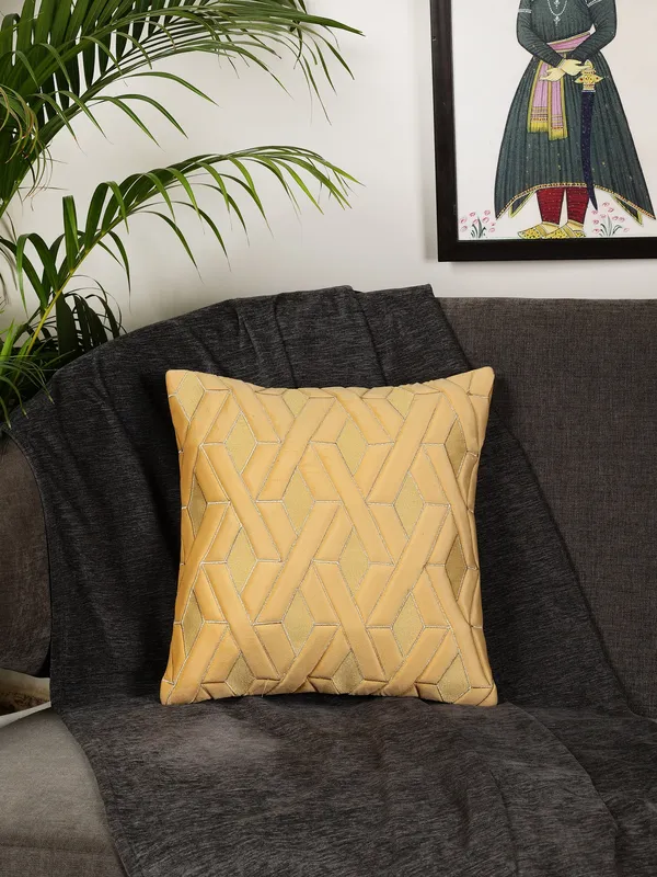 Decorative_Geaometric_EYE_Design_Velvet_Cushion_Covers,_Pack_of_1_Piece_(16x16_inch.)_Yellow_Color
