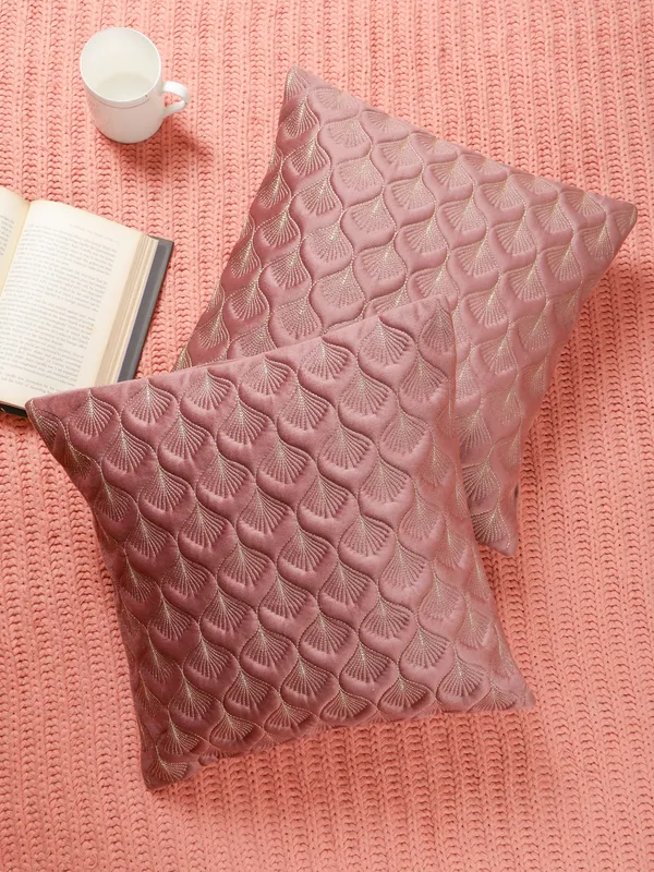 Elegant_Feather_Design_Velvet_Cushion_Covers,_Pack_of_2_Piece_(16x16_inch.)_Gajari_Color