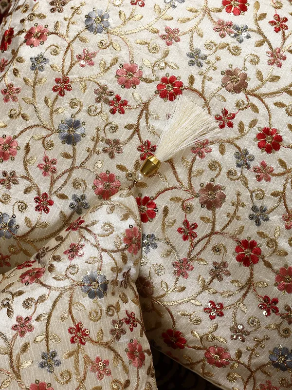 Beautiful_Premium_Zari_Embroidery_Work_Floral_Desigjn_Silk_Cushion_Cover,_Pack_of_1_Piece_(Size-16x16_Inch.)_Design-1