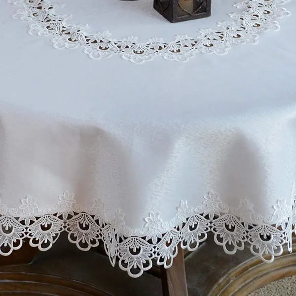 Attractive_&_Premium_Plain_Lace_Design,_4_Seater_Round_Dining_Table_Cover_(Size-60"_Inches_Round)