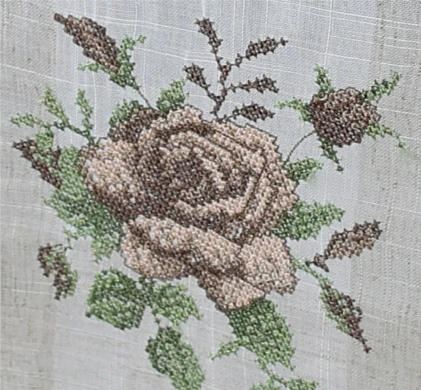 Elegant_Floral_Linen_Cross_Stitch_Design,_6_Seater_Rectangular_Dining_Table_Cover_(Size-90"_x_60"_Inches)