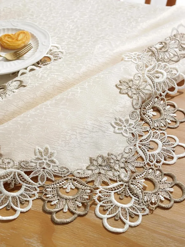 Attractive_&_Premium_Plain_Lace_Design,_6_Seater_Rectangular_Dining_Table_Cover_(Size-90"_x_60"_Inches)