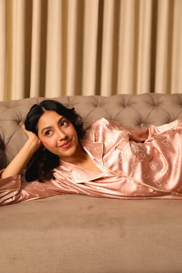 Peach_Lycra_Heart_Print_Nightwear_Set_For_Women