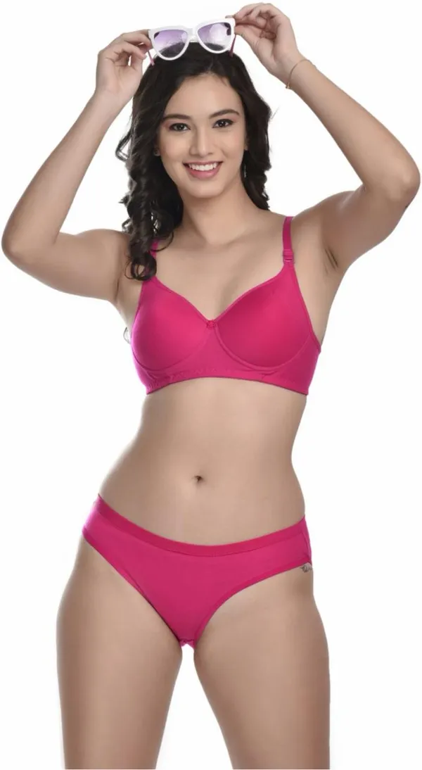 https://d1311wbk6unapo.cloudfront.net/NushopCatalogue/tr:f-webp,w-600,fo-auto/664713d4fb4676be02fa70c9/cat_img/Womens_dark_pink_lingerie_set_QWD832H3ZE_2024-08-31_1.jpeg__Peach & Cherie