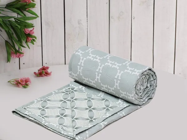 Super_Soft_Microfiber_cotton__reversible_quilted__Single_Comforter