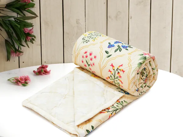 Super_Soft_Microfiber_cotton__reversible_quilted__Single_Comforter