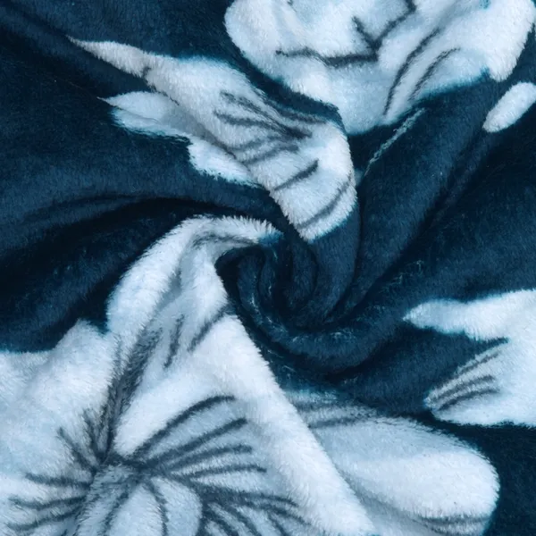 Floral_White_&Green__Soft,_Warm_&_Comfortable_Woolen_Bedsheet_For_Double_Bed_With_2_Pillow_Cover