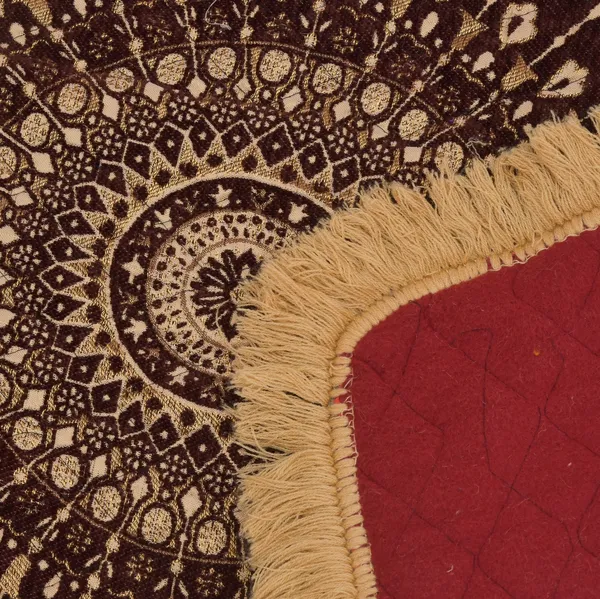 Turkish_Plush_Islamic_Velvet_Prayer_Mat_Janamaz