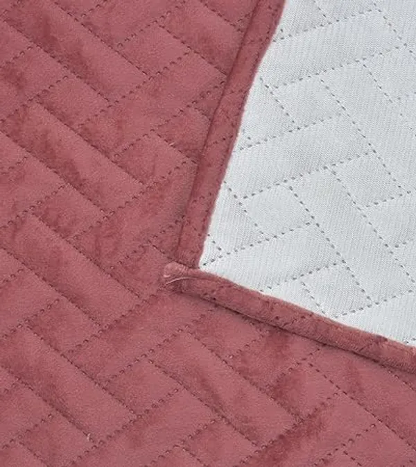 Carrot_Velvet_Quilted_Table_Runner