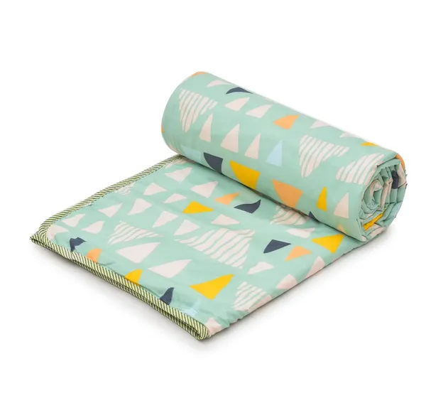 Light_Green_Geometric_Design_Super_Soft_Brushed_Microfiber_Cotton_Single_Dohar_–_Lightweight_&_Cozy_Blanket