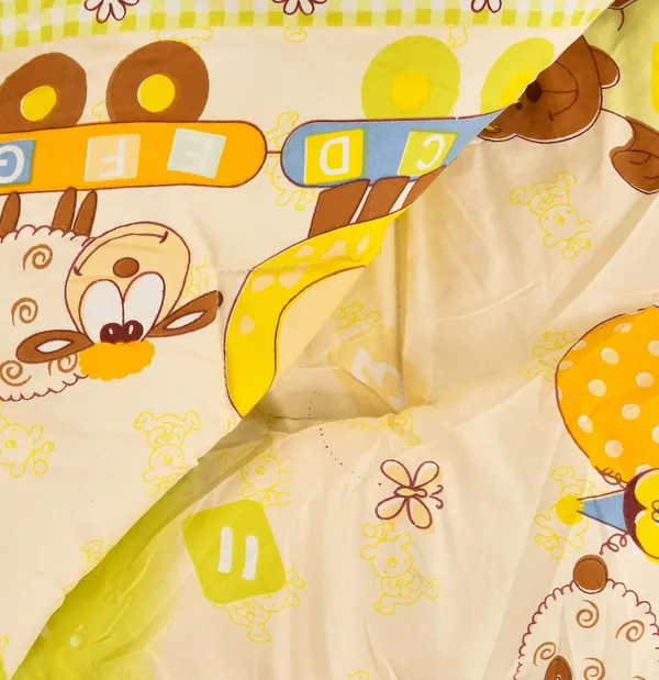 Yellow_Super_Soft_Microfiber_Cotton_Kids_Comforter