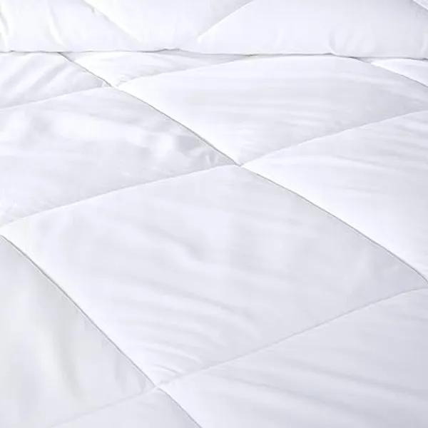 White_Microfiber_Quilted_Double_Comforter