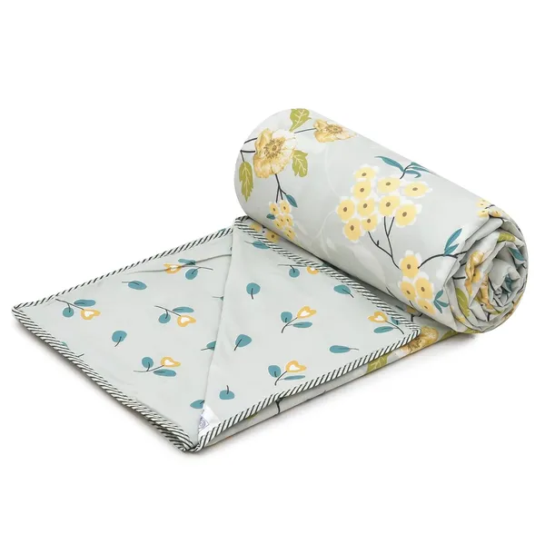 Light_Green_Floral_Super_Soft_Brushed_Microfiber_Cotton_Single_Dohar