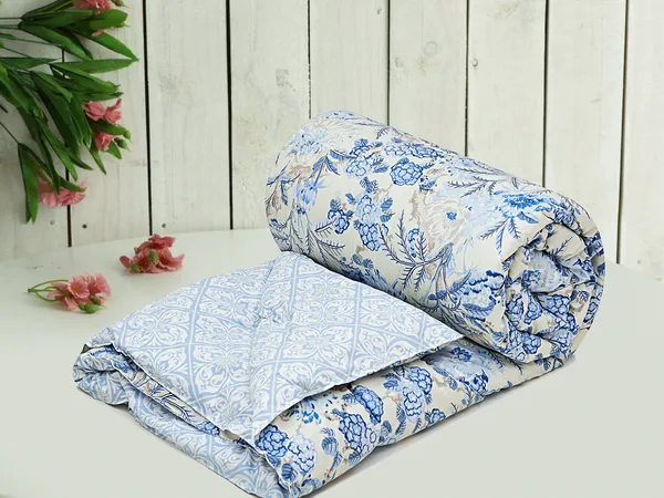 Cream_&_Light_Blue_Microfiber_Quilted_Double_Comforter