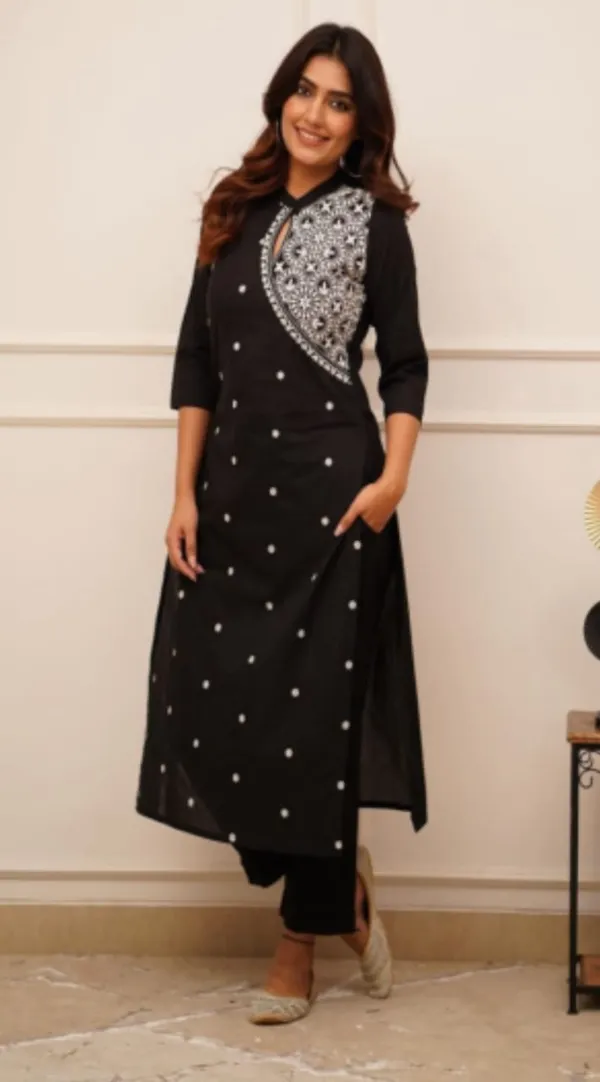 Black_Trendy_Embroidered_Rayon_Kurta_Set_For_Women