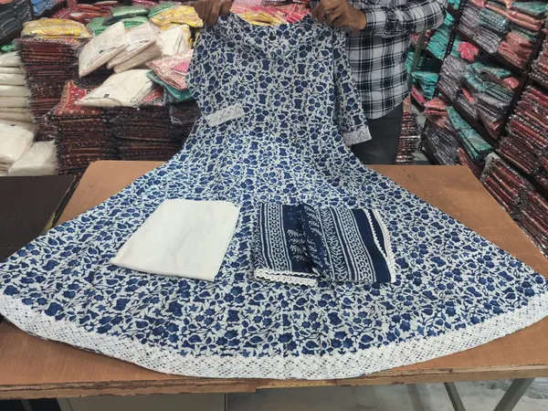 Blue_Elegant_Cotton_Anarkali_Salwar_Kameez_With_A-Line_Cut_For_Women