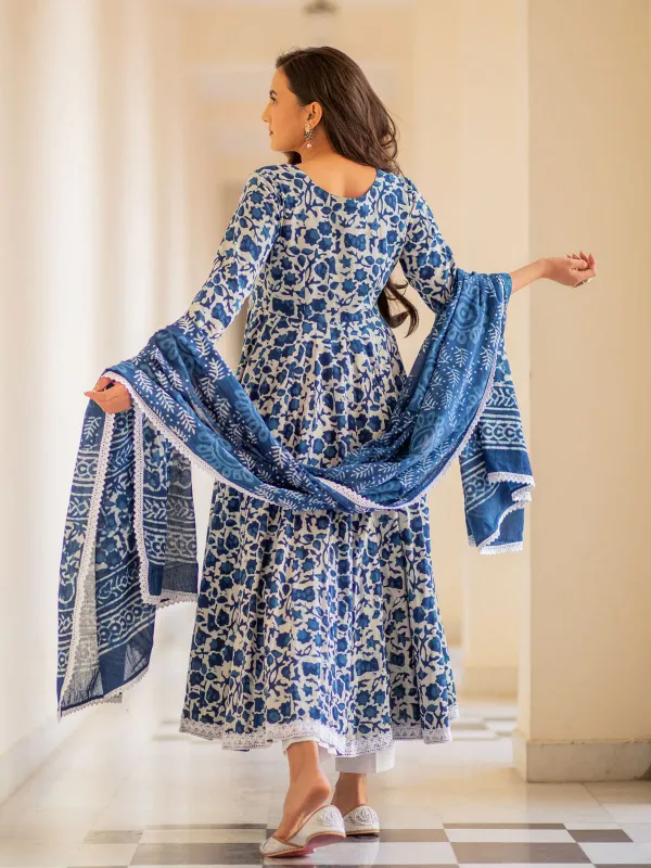 Blue_Elegant_Cotton_Anarkali_Salwar_Kameez_With_A-Line_Cut_For_Women