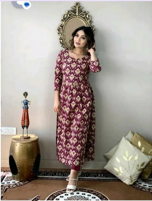 Pink_Elegant_Trendy_Design_Rayon_Kurta_Set_For_Women