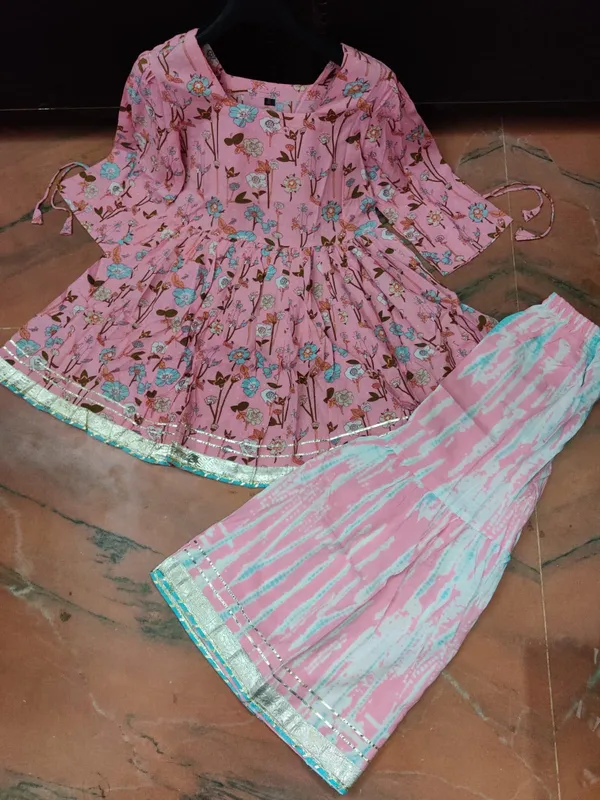 Pink_Trendy_Design_Rayon_Sharara_Suit_For_Women