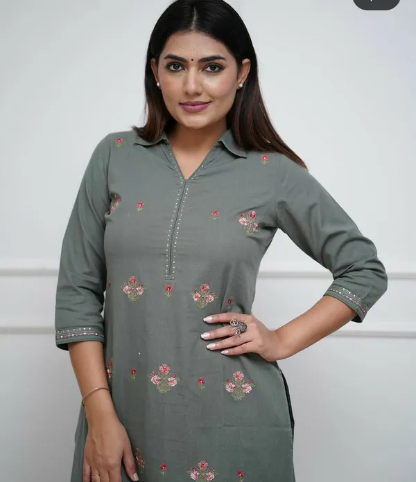 Green_Rayon_Embroidered__Kurta_Set_For_Women