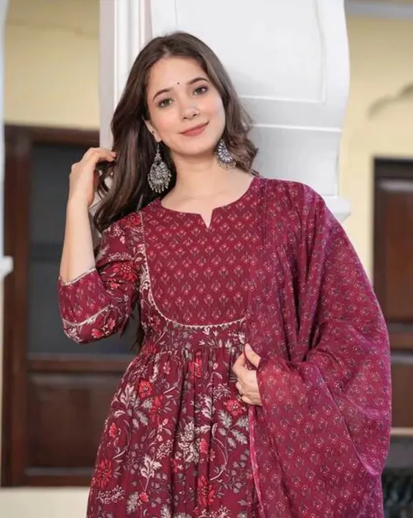 Black_Traditional_Cotton_3_Piece_Suit_Set_For_Women