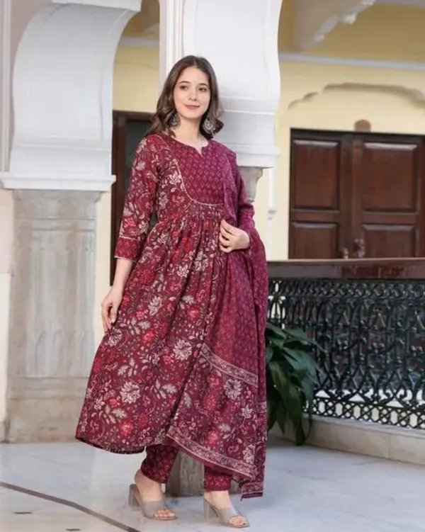 Black_Traditional_Cotton_3_Piece_Suit_Set_For_Women