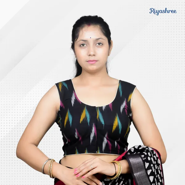 Riyashree_Cotton_Ikkat_Print_Sleeveless_Ready-to-Wear_Stitched_Blouse_for_Women