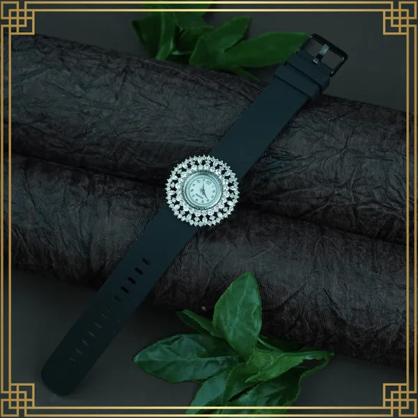 Dark_Green_Women'S_Dial_Analog_Round_Watch