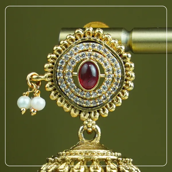 Fashionable_Earrings_&_Studs