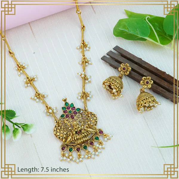 Shimmering_Beautiful_Pendent_Set_|_South_Indian_Jewellery
