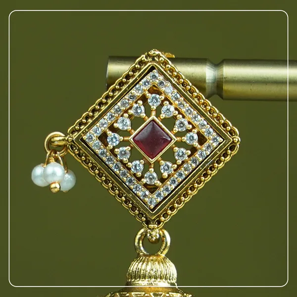 Modern_Earrings_&_Studs