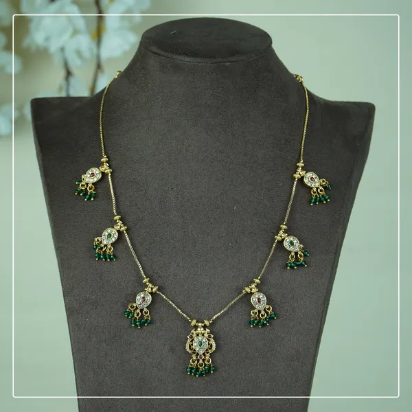 Floral_Breeze_Chain_Necklace