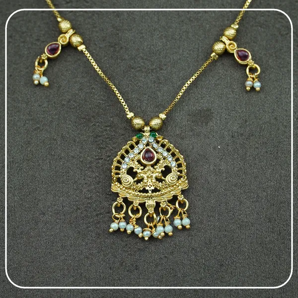 Everyday_Elegance_Necklace_by_Pinak_Jewel