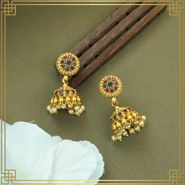Gold_&_Pink_&_Green_Alloy_Premium_Earring_&_Necklace_Combo_Set_|_South_Indian_Jewellery