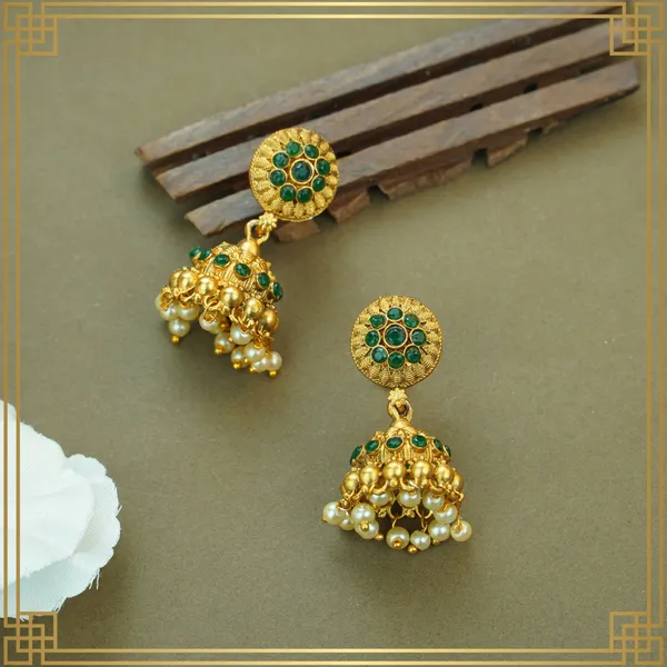Gold_&_Green_Alloy_Premium_Earring_&_Necklace_Combo_Set_|_South_Indian_Jewellery