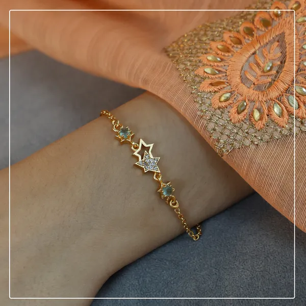 Tara_Bracelet_Minimal_Star_Design_Stone_Bracelet_for_Everyday_Wear_Pinak_Jewel