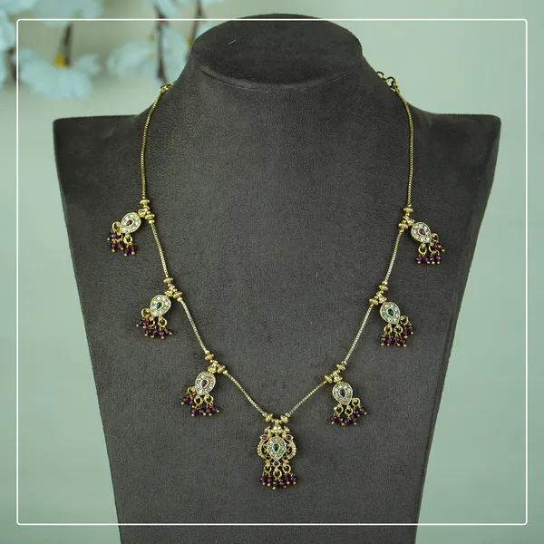 Floral_Breeze_Chain_Necklace