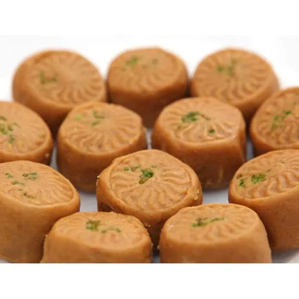 Peda_Maker_Press_Stamp|5_In_1_Peda_Shape_Maker|Plastic_Peda_Stamping_Mould_Kitchen_Accessories,_1.5_Inch,_Yellow